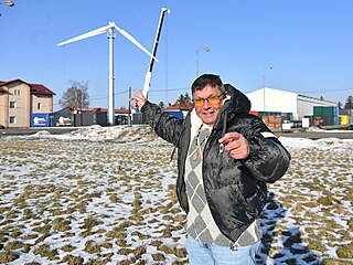 Stavba v�trné elektrárny v Doksanech na Litom��icku. Na snímku podnikatel...