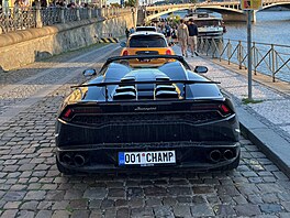 Auta Karlose Vémoly