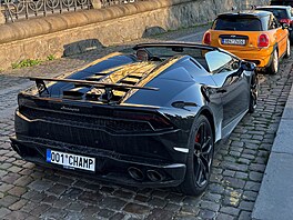 Auta Karlose Vémoly