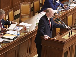 Sch�ze Poslanecké sn�movny. Na snímku Jeroným Tejc, ministr spravedlnosti. (13....