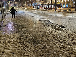 Ledovka na pra�ském And�lu (13. ledna 2025)