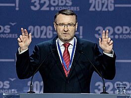 Exministr Pavel Drobil p�i kandidátském projevu na post místop�edsedy ODS