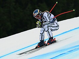 Ester Ledecká b�hem super-G v italském Tarvisiu
