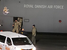 Dánsko a spojenci zvy�ují vojenskou p�ítomnost u Grónska, první vojáci u�...