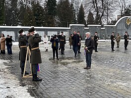 Petr Pavel se p�i náv�t�v� Ukrajiny zú�astnil pietního aktu na Ly�akivském...