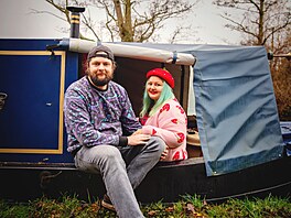 Tish a Josh, �estat�icátníci z anglického Manchesteru, vym�nili na za�átku roku...