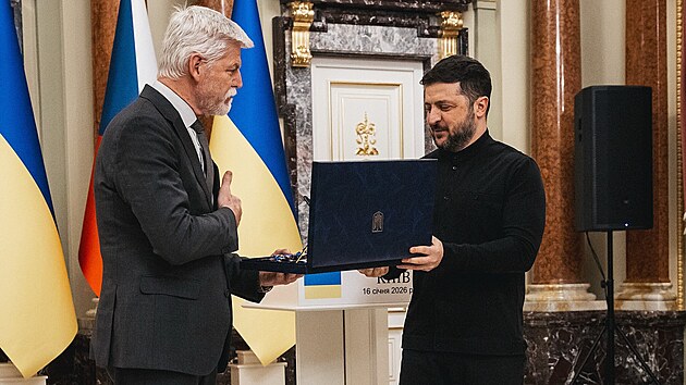 Ukrajinsk� prezident Volodymyr Zelenskyj ud�lil �esk�mu prezidentovi Petru Pavlovi ��d kn�ete Jaroslava Moudr�ho nejvy���ho stupn� za z�sluhy o Ukrajinu. (16. ledna 2026)