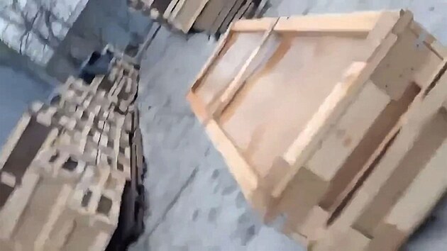 Des�tky rakv� na z�b�rech po��zen�ch v rusk�m Rostov� na Donu (5. �nora 2024)