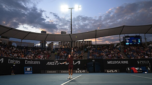 Ji�� Lehe�ka pod�v� v prvn�m kole Australian Open.