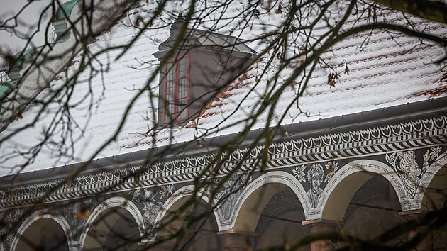 Lid� se mohou t�it na novou expozici v �eskolipsk�m renesan�n�m letohr�dku �erven� d�m.