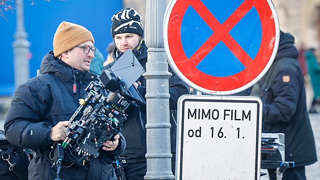 Netflix nat��el v Liberci historick� seri�l The Age of Innocence (19. ledna 2026)