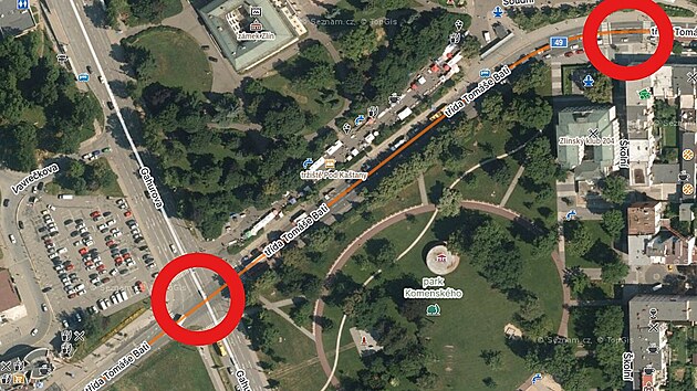 Dopravu ve Zl�n� komplikuje v�padek semafor� na jedn� z kl��ov�ch k�i�ovatek na t��d� Tom�e Bati a Gahurovy ulice. (15. ledna 2026)