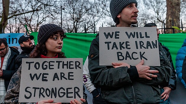 Protesty na podporu �r�nc� v Lond�n�. (12. ledna 2026)