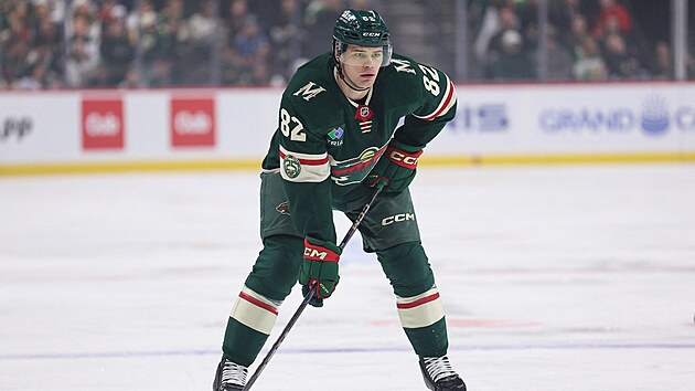 David �pa�ek sleduje vhazování.