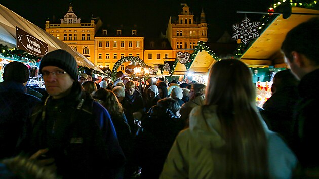 Adventn� trhy v �esk�ch Bud�jovic�ch. (prosinec 2025)