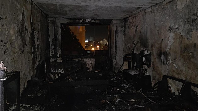 Ve st�edu ve�er ho�elo v byt� v Pr�b�n� ulici v �esk�ch Bud�jovic�ch. (14. ledna 2026)