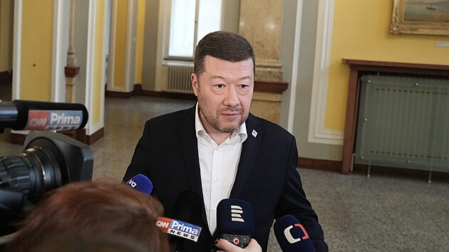 P�edseda Sn�movny a SPD Tomio Okamura po jedn�n� koali�n� rady (12. ledna 2026)