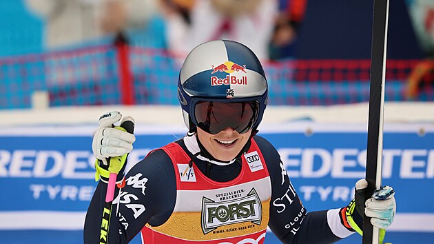 Ameri�anka Lindsey Vonnov� b�hem sjezdu v Tarvisiu