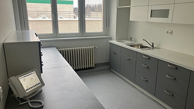 Nemocnice v Havl��kov� Brod� za�ala slou�it jako iktov� centrum. Umo�nila to krajsk� investice ve v��i v�ce ne� 13 milion� korun do �prav neurologick�ho odd�len�.