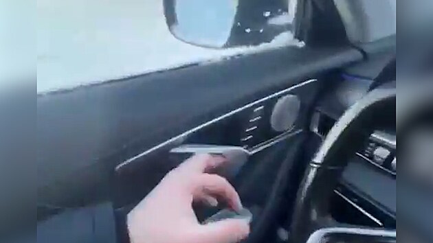 Pr��vih v Rusku: �ínská auta uv�zní v mrazu �idi�e