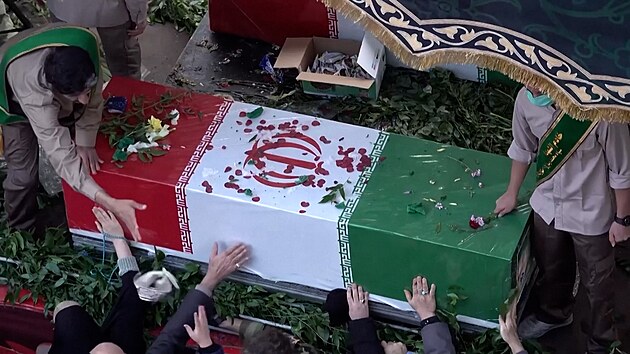 V �r�nu poh�bili policisty zabit� p�i protestech