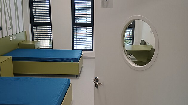 Kapacita pavilonu je 96 m�st ve dvou a jednol��kov�ch pokoj�ch.