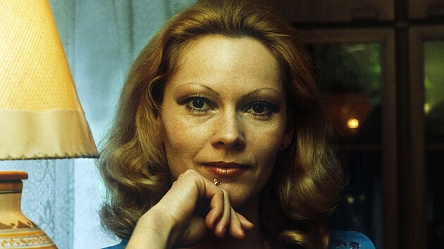 Sólistka baletu pra�ského Národního divadla Miroslava Pe�íková na snímku z 1....