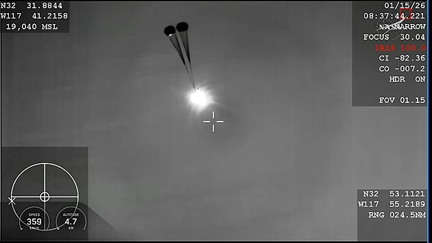 Lo� CrewDragon s pos�dkou mise Crew-11 p�i p�ist�n�