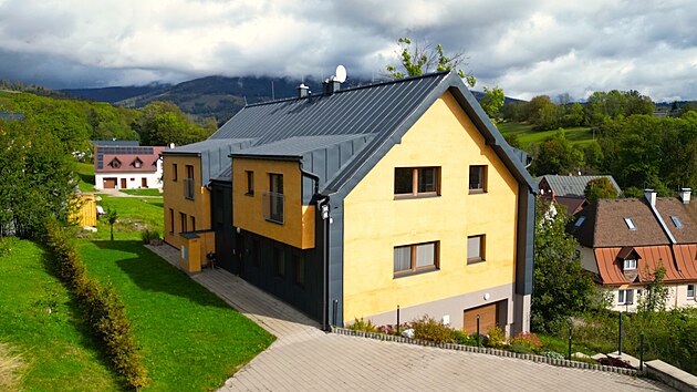 �ern� D�l, �ist� v Krkono��ch, okres Trutnov