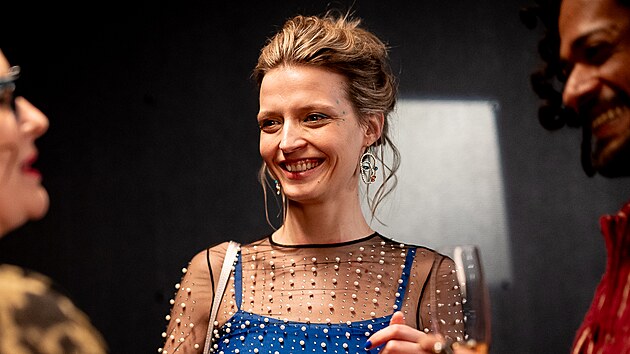 Simona Lewandowska ve filmu Kdy� se zhasne (2026)