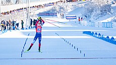 Vít�zslav Hornig fini�uje ve �tafet� v Oberhofu.