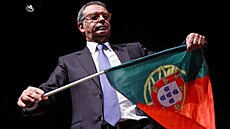 Bývalý vicepremiér António José Seguro postoupil do druhého kola prezidentské...