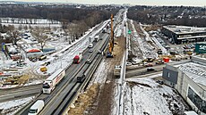 Víkendová demolice dálni�ního mostu u p�estavované k�i�ovatky D1 a D2 uzav�e...