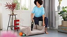 Ru�ní akumulátorový vysava� je v�dy p�i ruce.