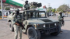 Mexická armáda p�i protidrogové operaci ve m�st� Apatzingán ve stát� Michoacán...