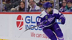 Denisa K�í�ová v dresu Minnesota Frost.