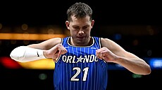 Moritz Wagner z Orlando Magic b�hem utkání NBA v Berlín�.
