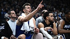 Franz Wagner z Orlando Magic b�hem utkání NBA v Berlín�.