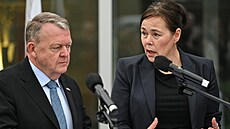 Dánský ministr zahrani�í Lars Lökke Rasmussen a jeho grónská kolegyn� Vivian...