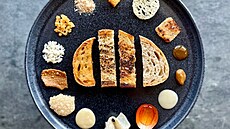 Jak se dá podle Vegha zpracovat chleba. Krom� strouhanky a t�stovin vytvo�il...