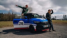 Ligier JS50 p�i rekordní jízd� na slavném okruhu Nürburgring