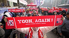 Skupina demonstrant� se shromá�dila na podporu bývalého jihokorejského...