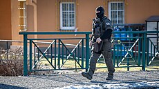 Policie v Ch�ibské na D��ínsku, kde do�lo ke st�elb�. (19. ledna 2026)