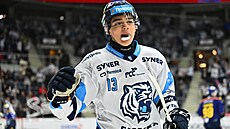 Liberecký Pérez se raduje z gólu do sít� �eských Bud�jovic.