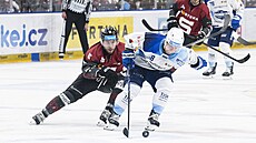 Brn�nský Zbo�il ují�dí domácímu Dzierkalsovi.