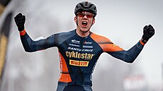 Kry�tof Ba�ant vít�zí na cyklokrosovém mistrovství republiky v Ostrav�.