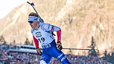 Tomá� Mikyska na trati stíhacího závodu v Ruhpoldingu