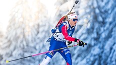 Markéta Davidová na trati stíhacího závodu v Oberhofu