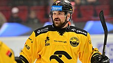 Litvínovský úto�ník Maxim �ajkovi� se raduje z rozhodujícího gólu.