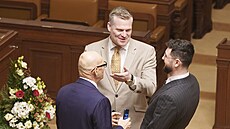 Sch�ze Poslanecké sn�movny. Oto Klempí�, Filip Turek (Motoristé sob�). (13....